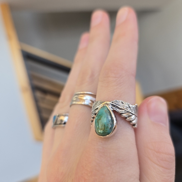 Turquoise Sterling Feather Ring - Picture 2 of 4